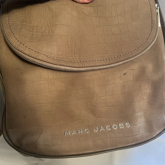 Marc Jacobs Hobo Shoulder Bag Greige Tan Purse Crocodile Embossed Leather - Picture 4 of 16